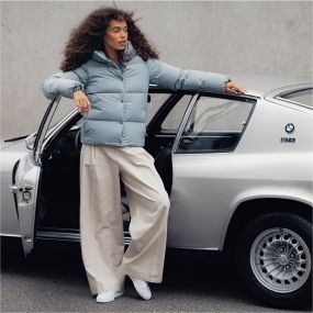 BMW Lifestyle Lookbook 2023 Goods with Freude Puffer -takki BMW Lifestyle Lookbook Goods with Puffer -takki