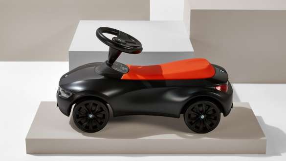 BMW Lifestyle Lookbook 2023 BMW Baby Racer musta/oranssi BMW Lifestyle Lookbook BMW Baby Racer musta/oranssi