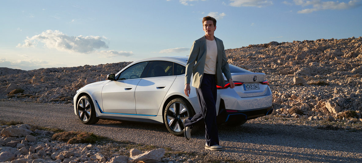 BMW i4